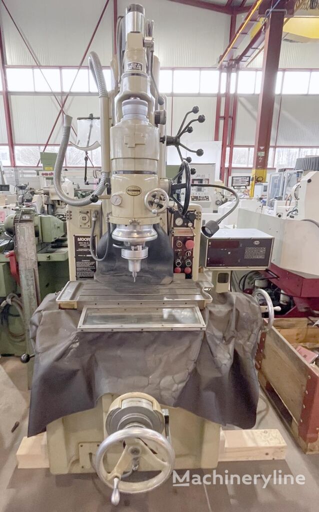 Moore G 18 Koordinatenschleifmaschine