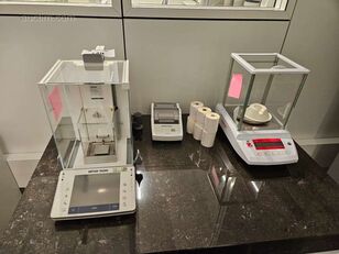 Mettler Toledo Waaronder Ohaus XPE26 en PA413C laboratory scale