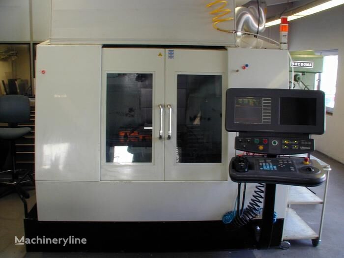 Hurco BMC24 (VMX24) machining centre