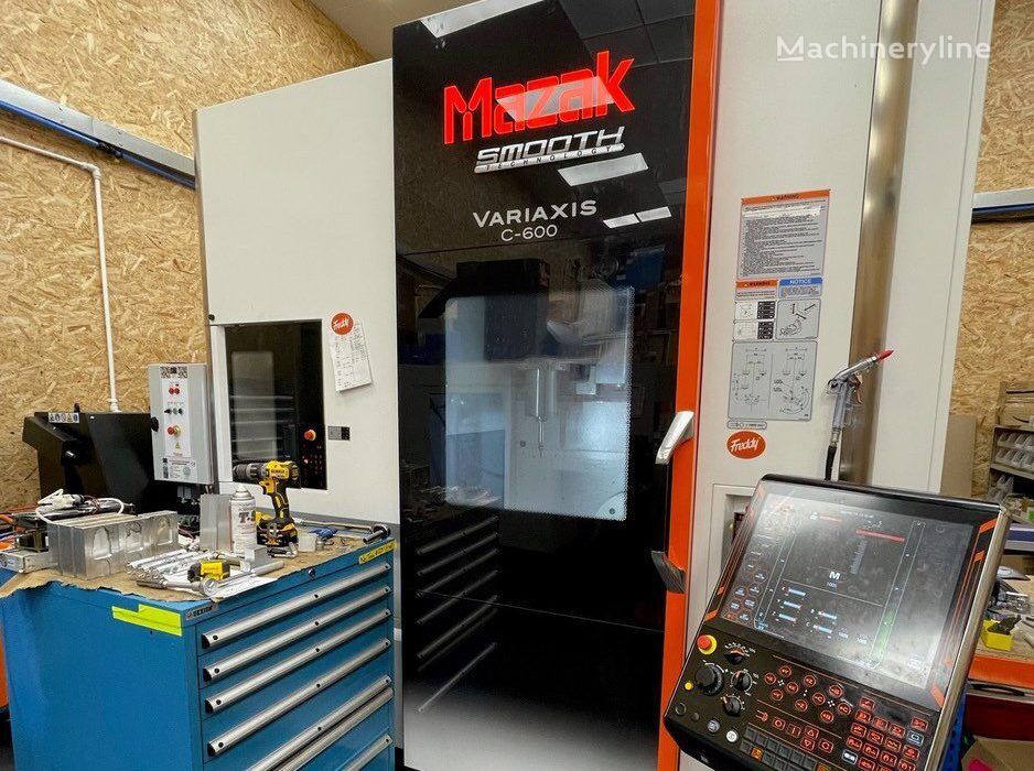 Mazak VARIAXIS C-600 centro de mecanizado