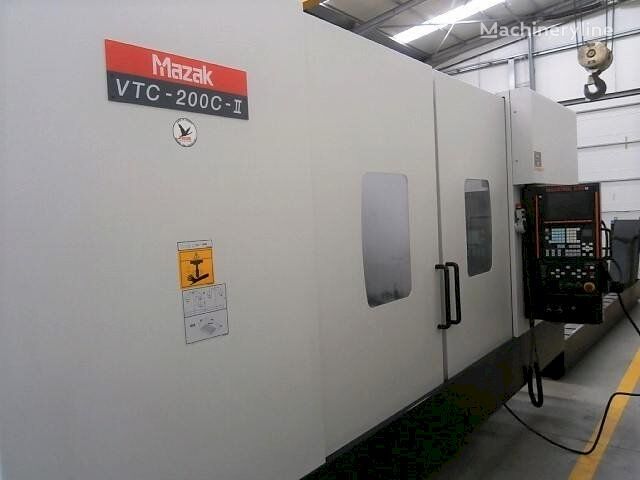 centre d'usinage Mazak VTC-200C