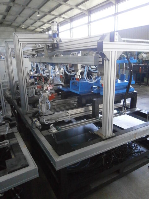 SEAT STAY CN03 machining centre