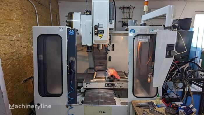 Spinner VC500 machining centre