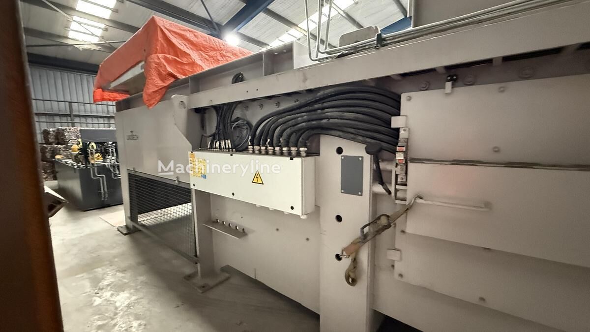 Обрабатывающий центр UnoTech 200 V5H4 RB - Machineryline