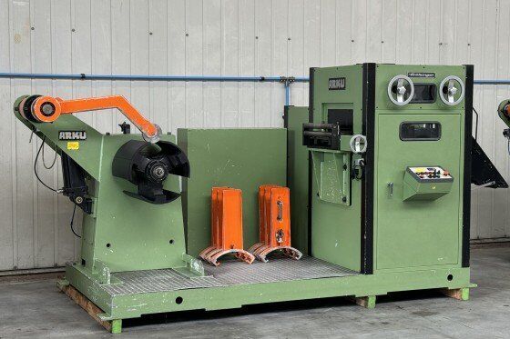 الصحافة الميكانيكية Arku RM 3035 + AH 2000 - Machineryline