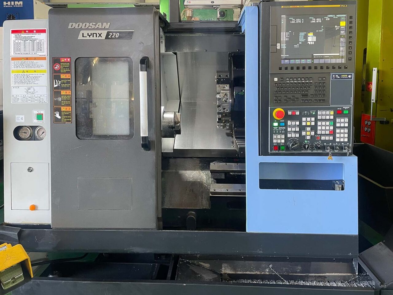 Doosan LYNX 220A torno de metal