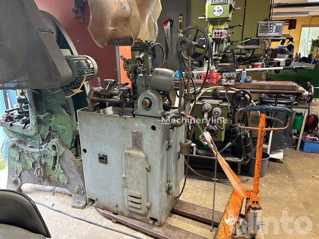 Traub A 20 25 metal lathe - Machineryline