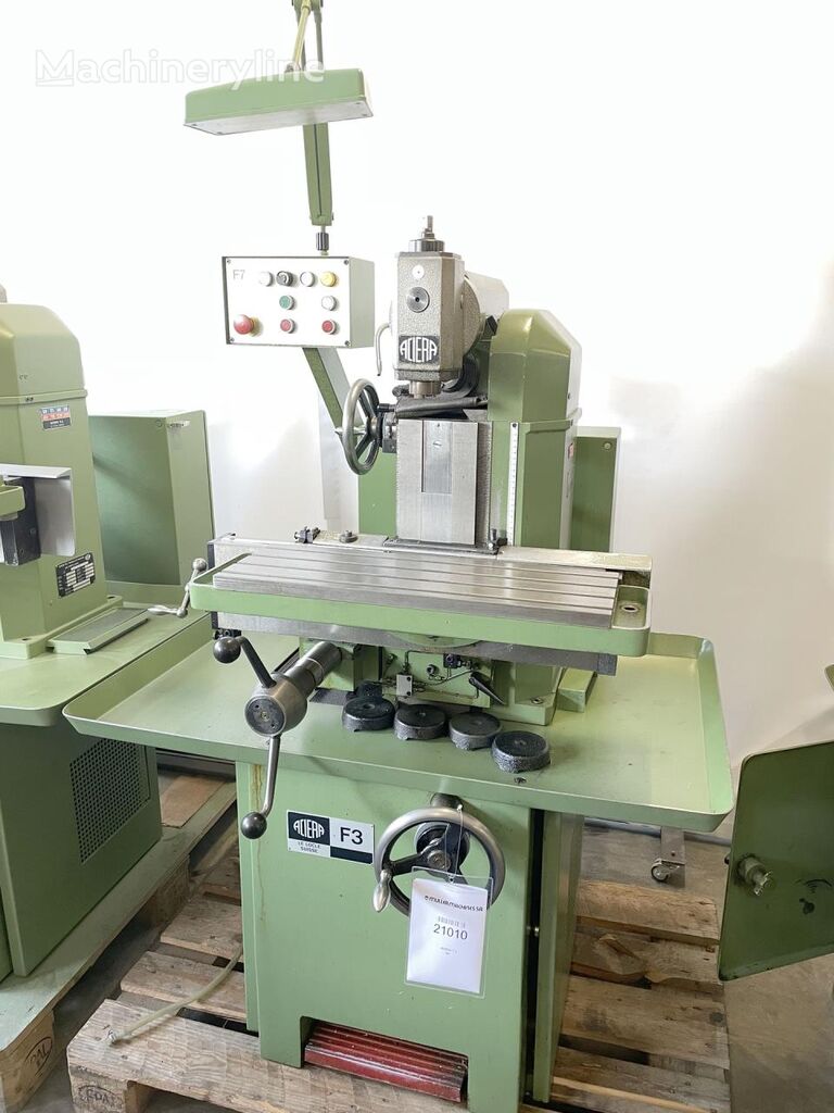 Aciera F 3 metal milling machine