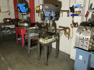 Bernardo KF30 metal milling machine