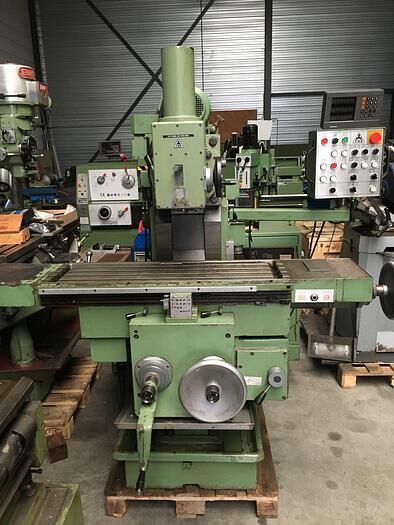 TOS FGS25-32 metal milling machine