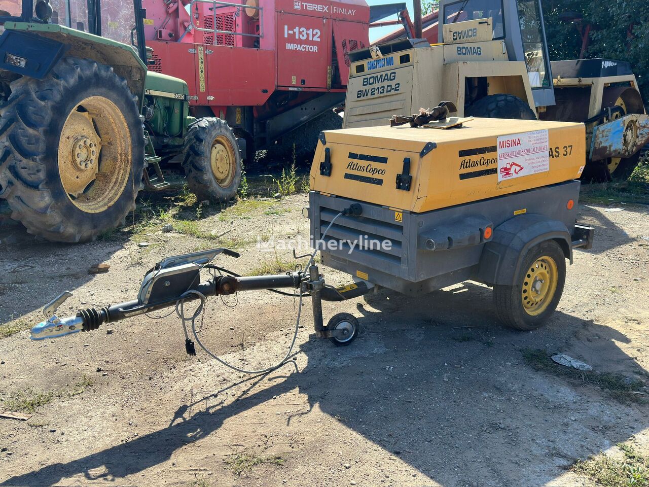 Atlas Copco XAS37 mobile compressor