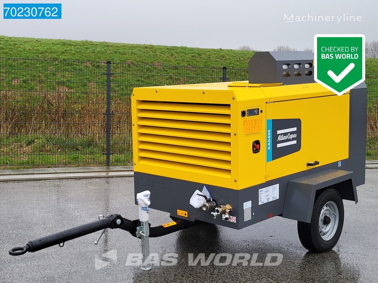 Atlas Copco XAS400 mobile compressor