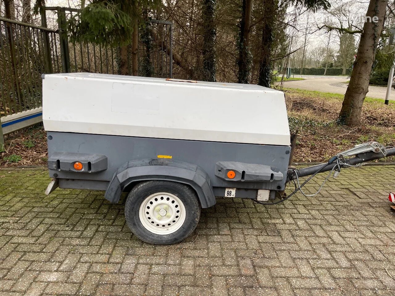 Atlas Copco Xas 97 mobile compressor