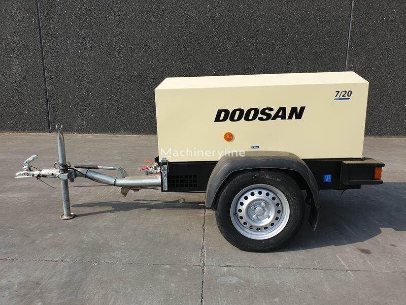 Doosan 7 / 20 mobile compressor