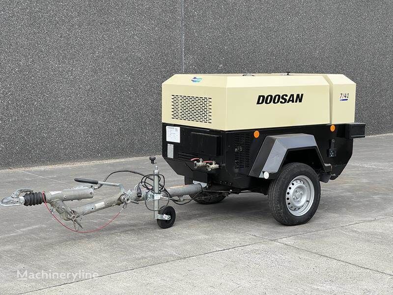 Doosan 7 / 41 - N mobile compressor