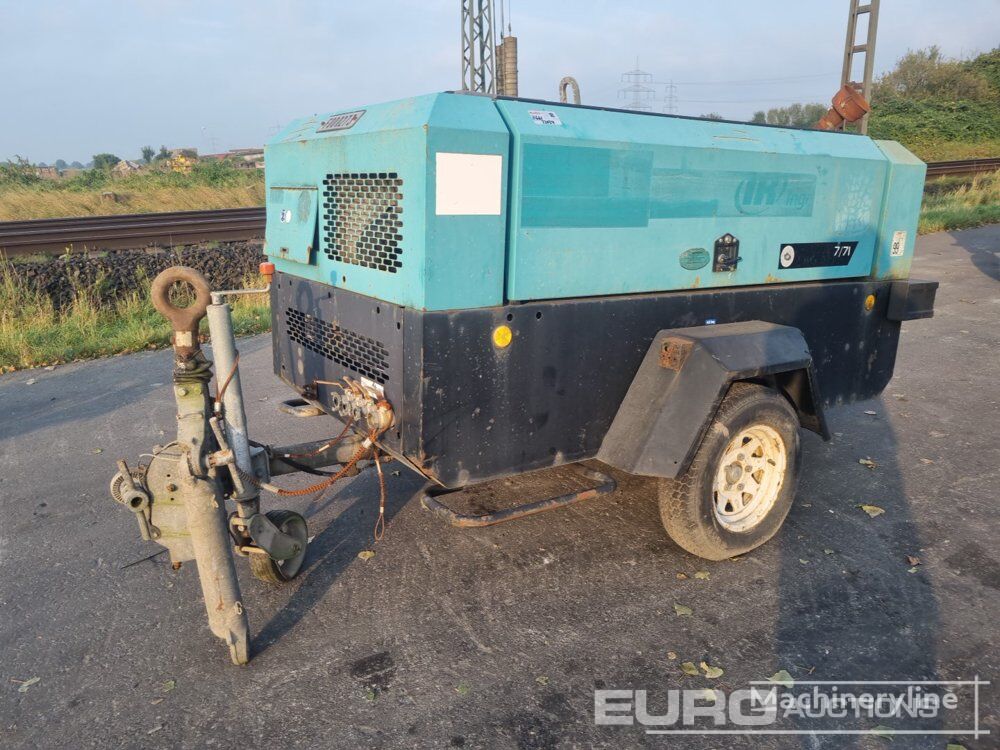 Ingersoll Rand 7/71 260CFM mobile compressor