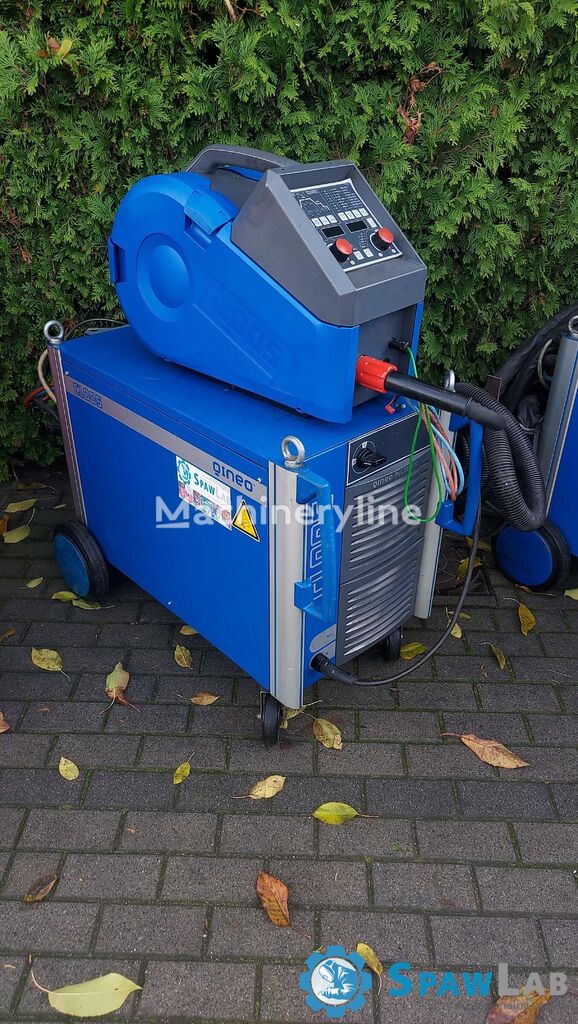 Cloos Qineo Pulse 350 mobile welding machine