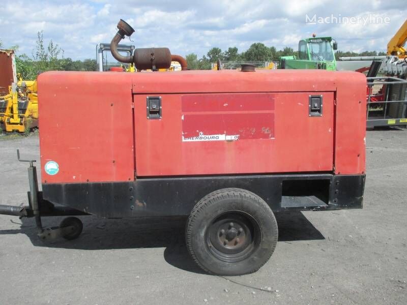 Lincoln E 500 S mobile welding machine