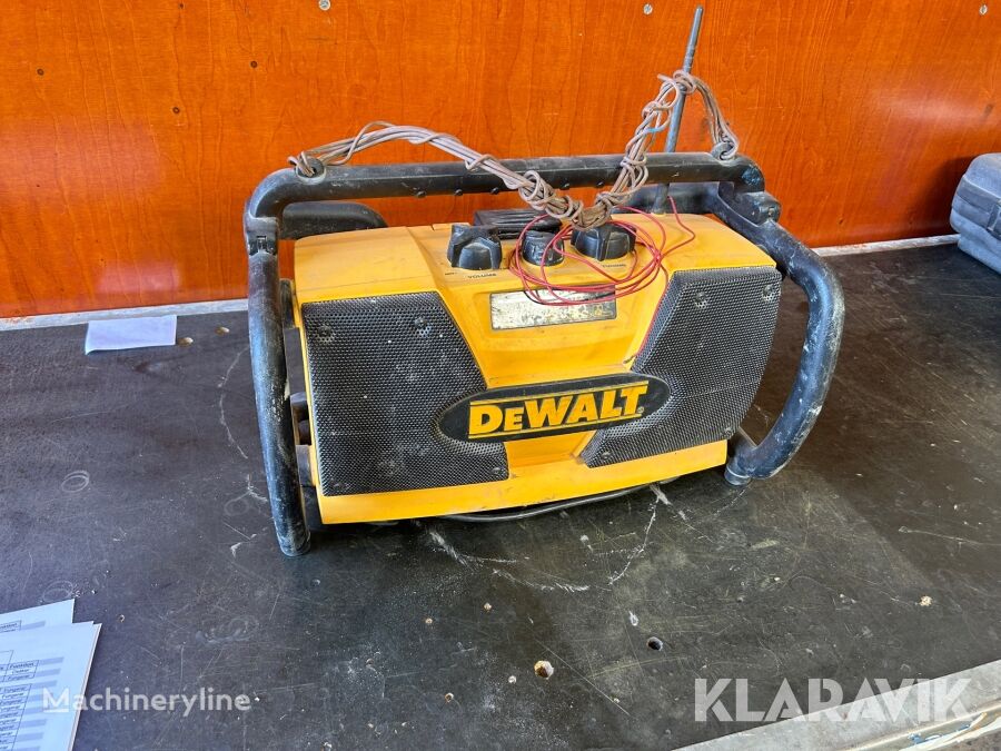 autre matériel de réparation automobile DeWalt DW911