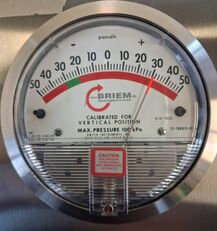 thiết bị phòng thí nghiệm khác G. BRIEM Messtechnik Differenzdruckanzeiger, vertikal kalibriert