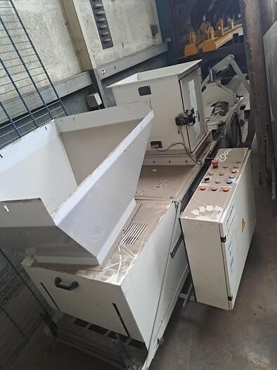 Hunkeler paper baler