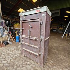 Pappresser paper baler