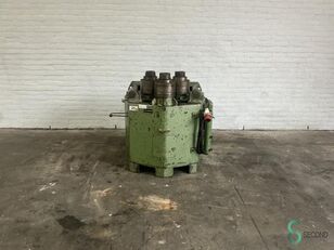 Roundo boru bükme makinesi