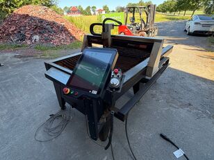 ماكينة التقطيع بالبلازما PrimoCNC PrimoCut 1020 CNC plasmaskj&aelig;rebord - MASSO Touch styrin