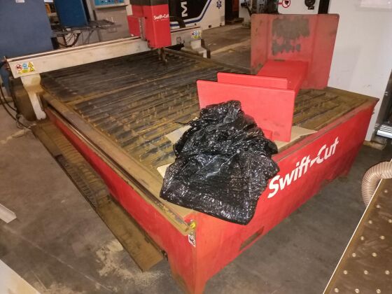 Swift-Cut PRO-3000 plasma cutting machine