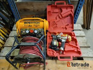 Bostitch Kompressor samt spikpistol och slang / Compressor and nail gun a portable compressor