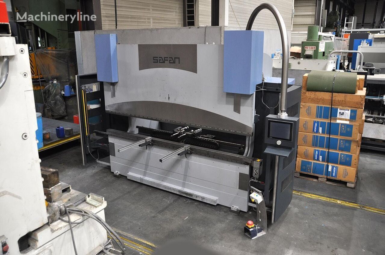 Safan 80 ton x 3100 mm CNC press brake for sale | Machineryline SG Safan 80 ton x 3100 mm CNC press brake - Machineryline