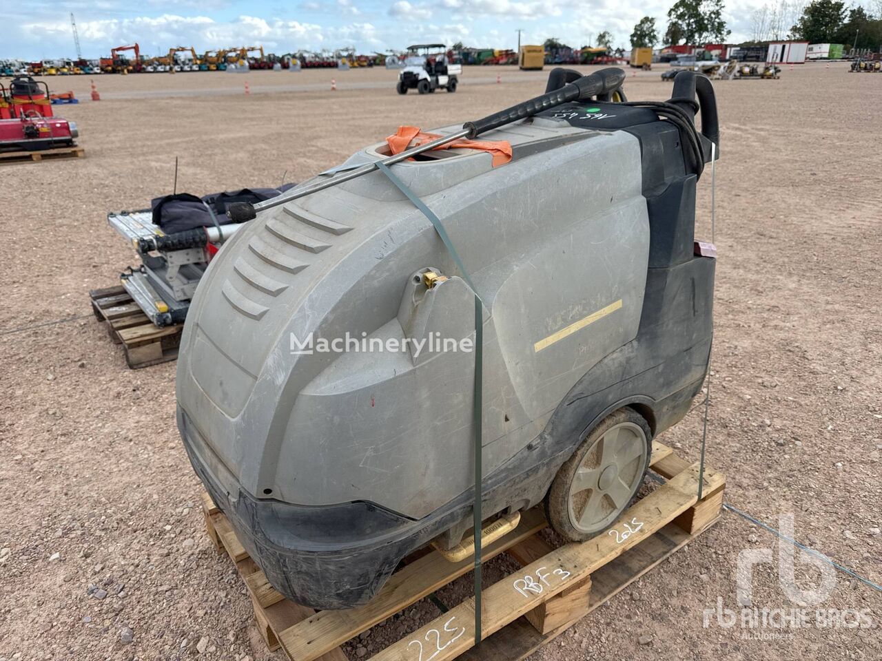 Materiel De Location Rental Equ pressure washer - Machineryline