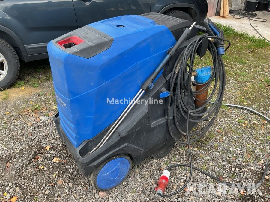 Nilfisk MH 7P pressure washer