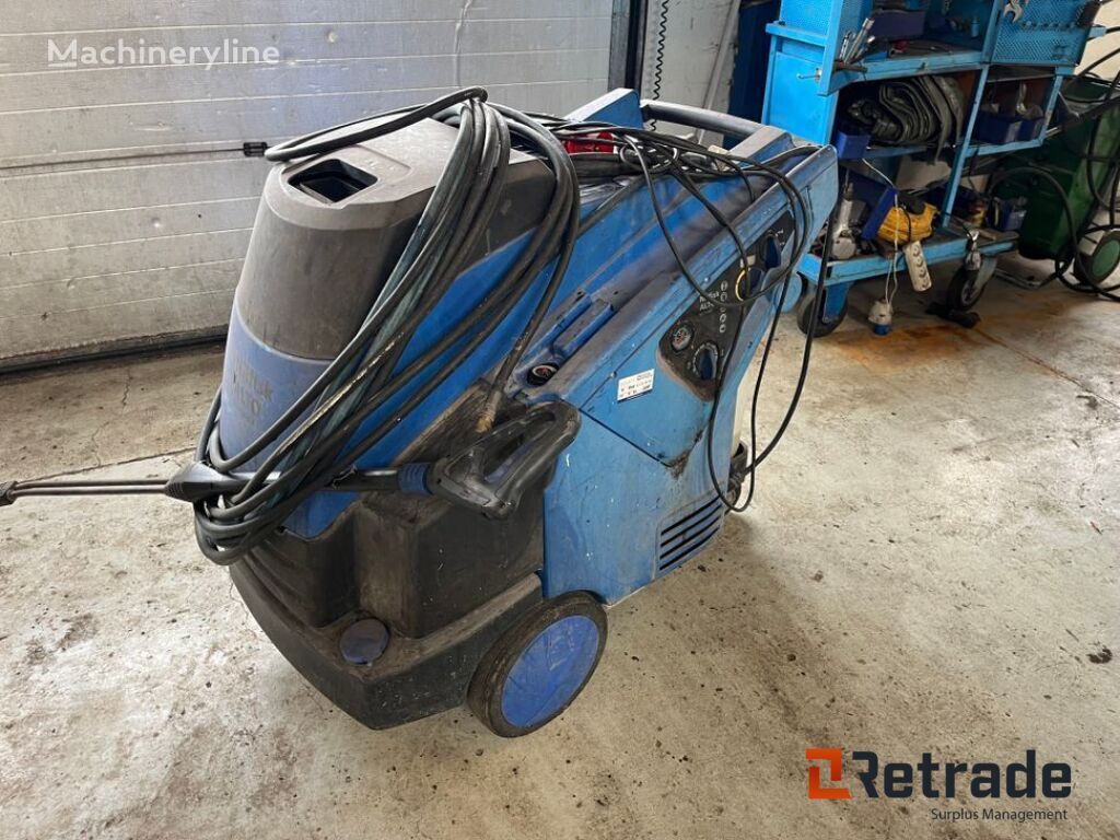 Nilfisk Neptune 8-103 pressure washer