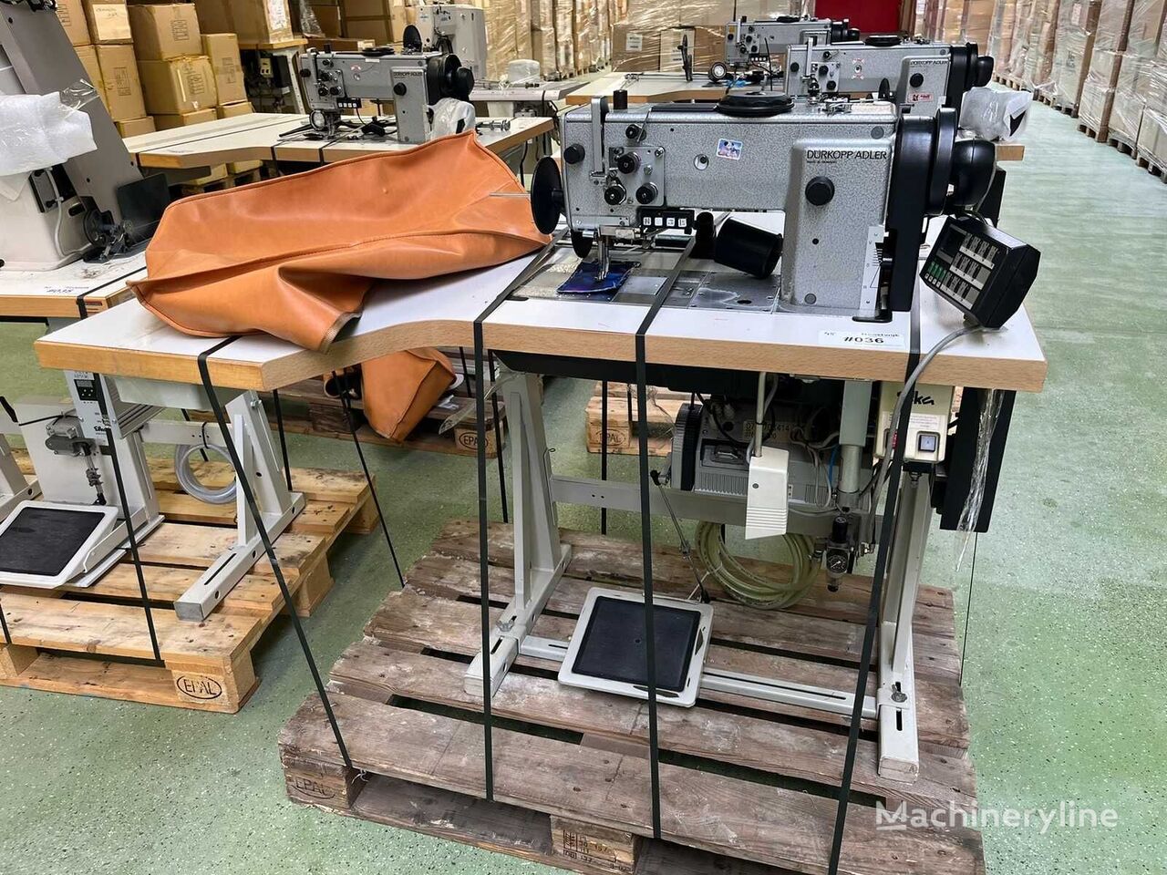 Dürkopp Adler 767-FA-373-RAP sewing equipment