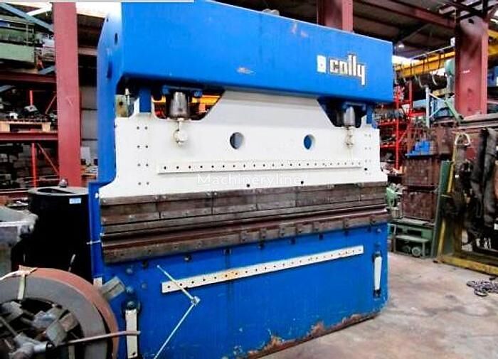 máy uốn tấm Colly 3000/140