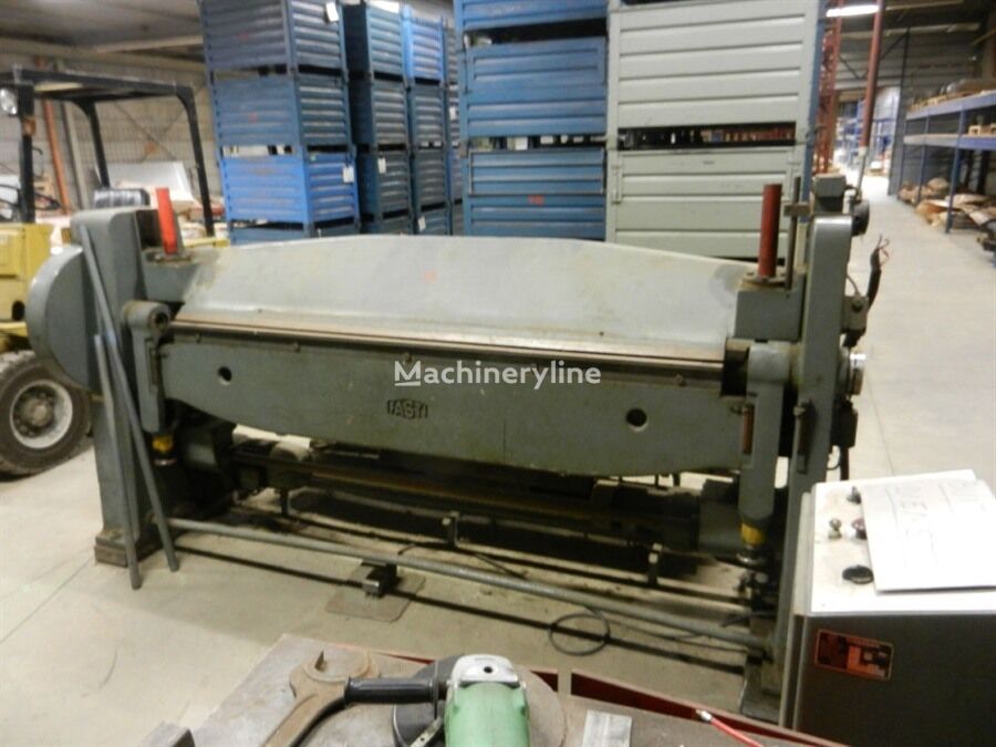 Fasti 2040 x 2 mm sheet bending machine