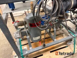 V&auml;rmev&auml;xlare Hetvatten shell and tube heat exchanger