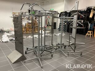 n&aacute;bytek do obchodů Butiksinredning kl&auml;dst&auml;llningar, reklamh&aring;llare, krokhyllor