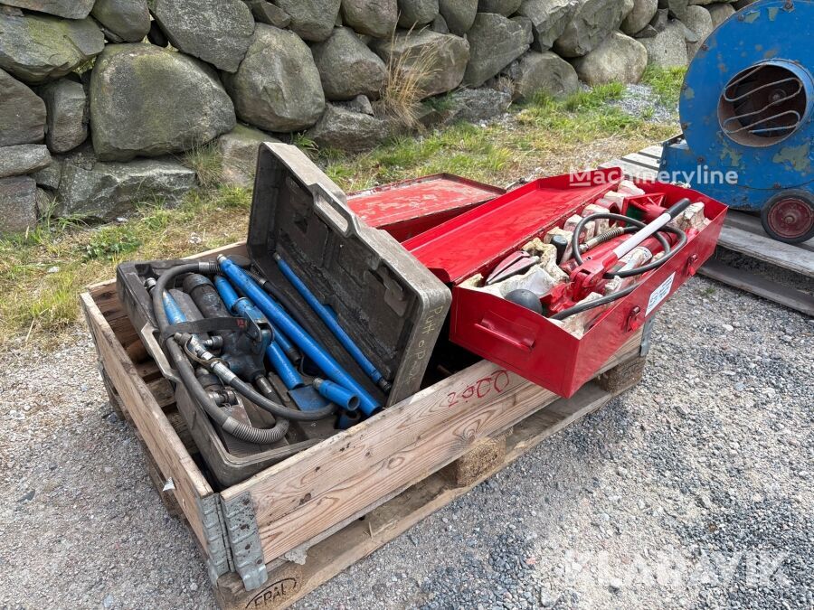 Putt I Power 12 ton equipo de enderezado - Machineryline