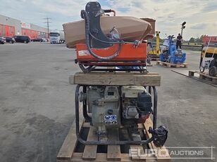 Husqvarna csempev&aacute;g&oacute;