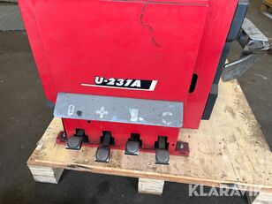 Pela U-236A desmontadora de neum&aacute;ticos