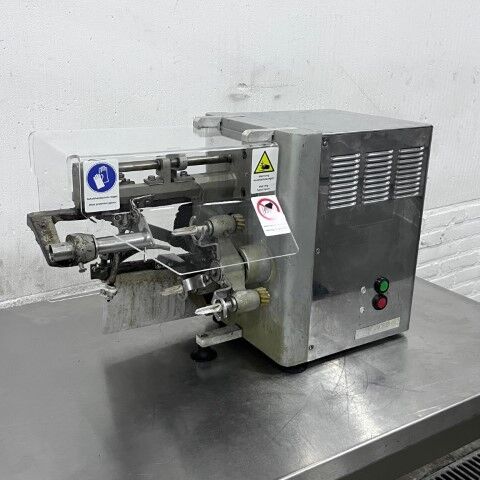 máy gọt rau củ Nagema ASETM Appelschilmachine