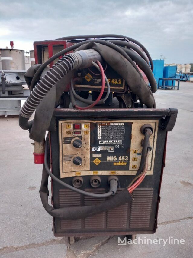 MIG 453 welding machine