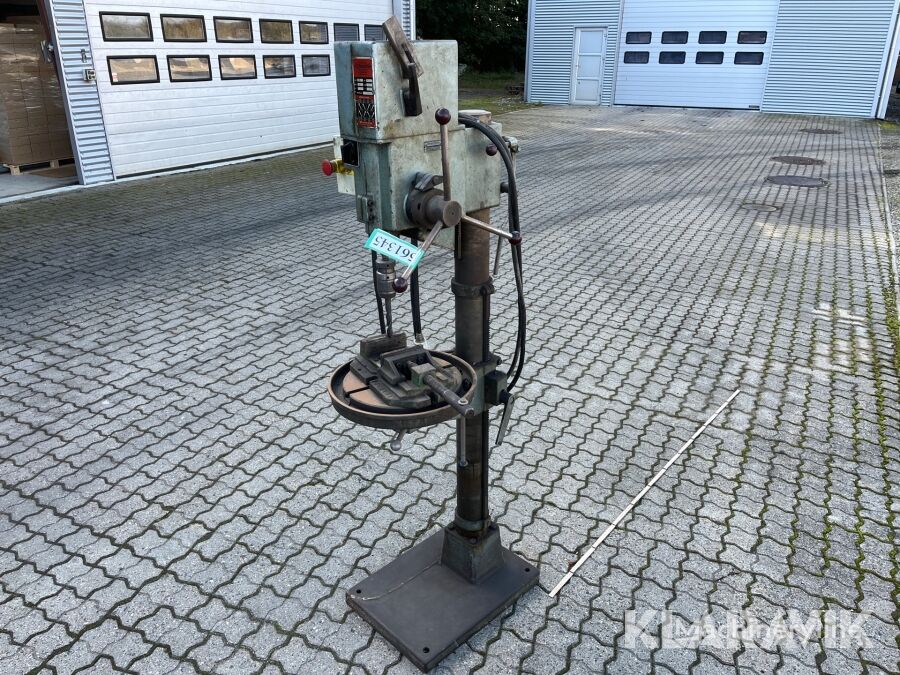 Strands Aktiebolaget Strands S68 wood drilling machine