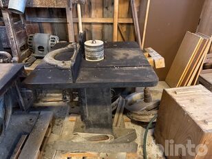 Fr&auml;s & axel wood milling machine