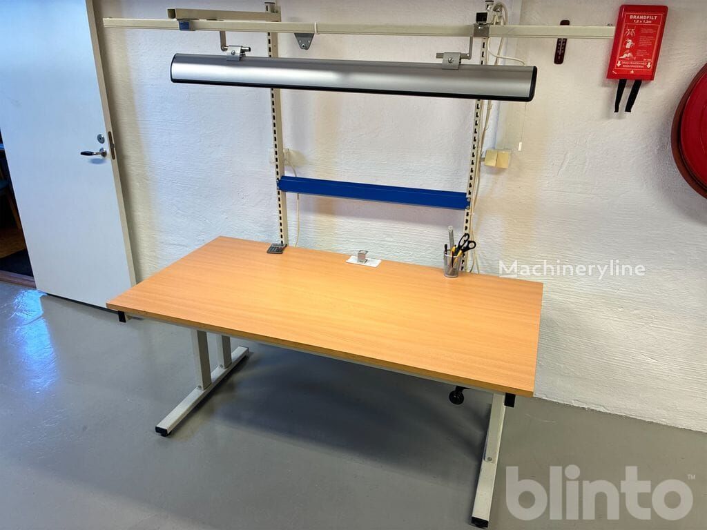 Samhall IDC Höj & sänkbart arbetsbord workbench - Machineryline