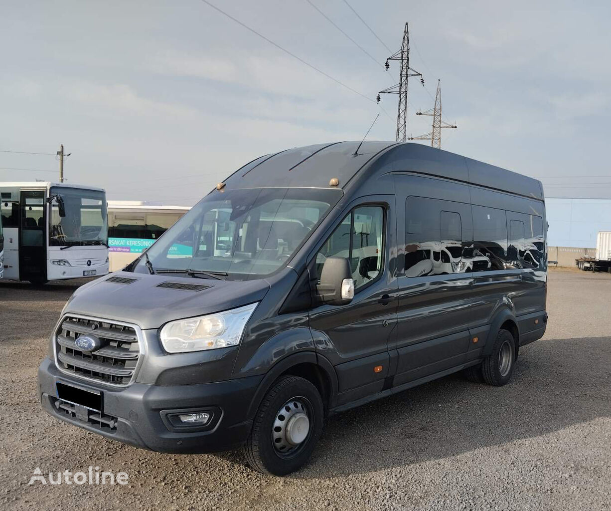 Ford Transit 2.2 / 17+1 távolsági busz