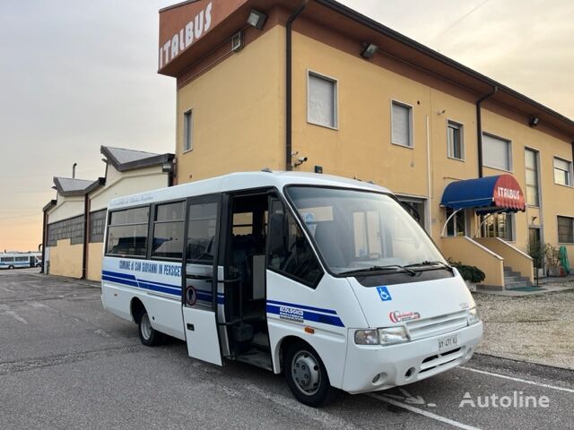 IVECO 49.12 starppilsētu piepilsētas autobuss