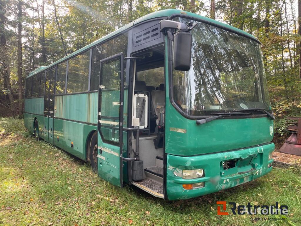 medzimestský autobus MAN bus - defekt / bus